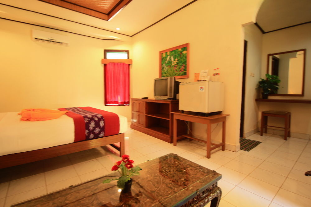 Bali Lovina Beach Cottages Buleleng  Exterior photo